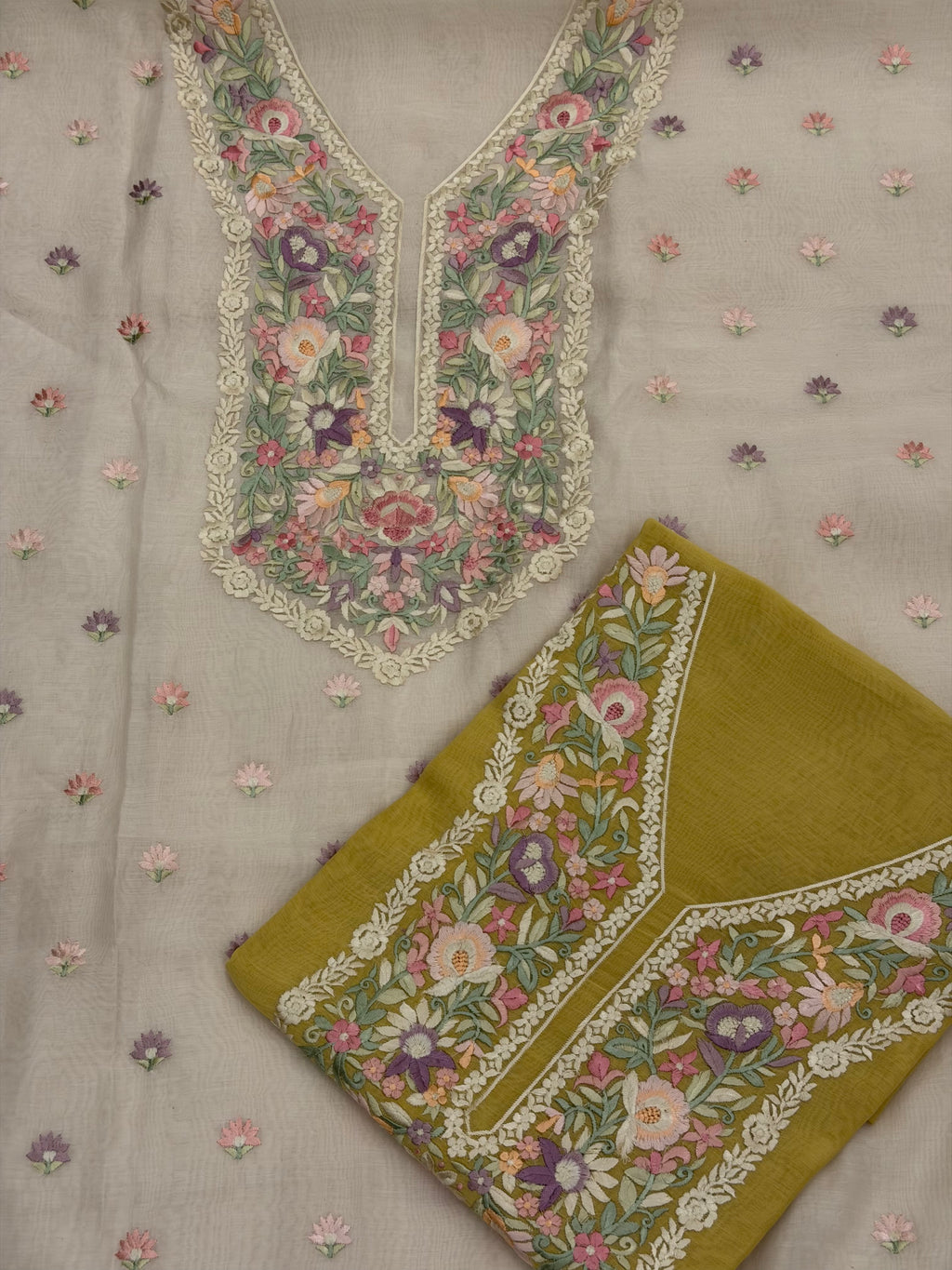 Noor-e-Gulnaar Luxury Formal Set